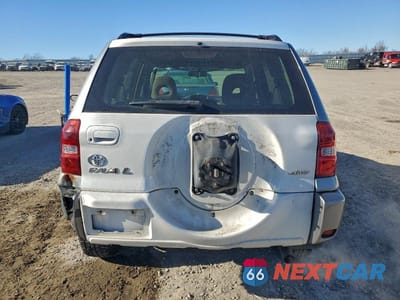 Zdjęcie 6 z 13 samochodu: 2004 TOYOTA RAV4 VIN:JTEHD20V940015323 - miniatura