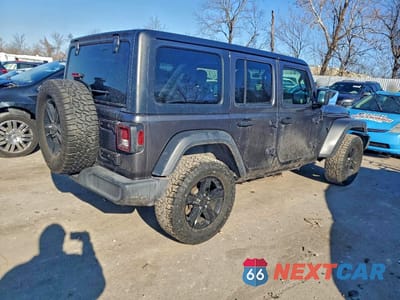 Trzecie zdjęcie samochodu z tyłu: 2021 JEEP WRANGLER UNLIMITED SPORT VIN:1C4HJXDN7MW819802 - miniatura