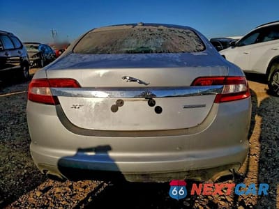 Zdjęcie 6 z 11 samochodu: 2009 JAGUAR XF VIN:SAJWA07C291R23144 - miniatura