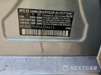 Zdjęcie 12 z 12 samochodu: 2005 MERCEDES-BENZ E 55 AMG VIN:WDBUF76J95A796613 - miniatura