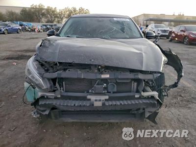 Piąte zdjęcie samochodu w środku: 2021 NISSAN ALTIMA SV VIN:1N4BL4DW8MN383965 - miniatura