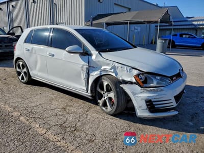 Czwarte zdjęcie samochodu z boku: 2017 VOLKSWAGEN GTI S VIN:3VW5T7AU8HM076532 - miniatura