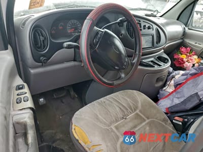 Zdjęcie 8 z 14 samochodu: 1998 FORD ECONOLINE E150 VIN:1FMRE1164WHA01384 - miniatura