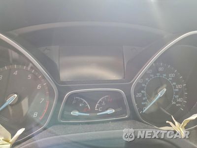 Zdjęcie 9 z 14 samochodu: 2014 FORD FOCUS SE VIN:1FADP3K22EL326522 - miniatura