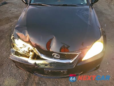 Zdjęcie 11 z 12 samochodu: 2007 LEXUS IS 350 VIN:JTHBE262872011999 - miniatura