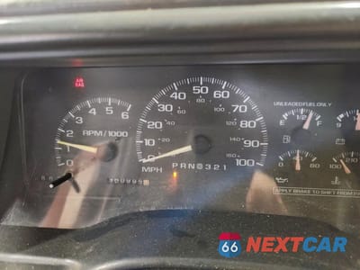 Zdjęcie 9 z 12 samochodu: 1998 GMC SIERRA C1500 VIN:1GTEC19M0WE553476 - miniatura