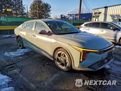 Czwarte zdjęcie samochodu z boku: 2025 KIA K4 EX VIN:3KPFU4DE3SE006901 - miniatura