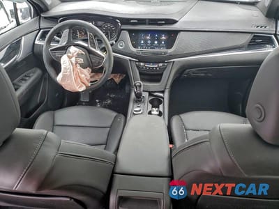 Zdjęcie 8 z 12 samochodu: 2025 CADILLAC XT5 PREMIUM LUXURY VIN:1GYKNDR44SZ145865 - miniatura