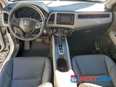 Zdjęcie 8 z 13 samochodu: 2017 HONDA HR-V LX VIN:3CZRU6H31HM723971 - miniatura