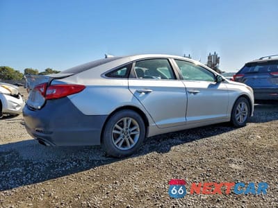 Trzecie zdjęcie samochodu z tyłu: 2015 HYUNDAI SONATA SE VIN:5NPE24AF2FH010373 - miniatura