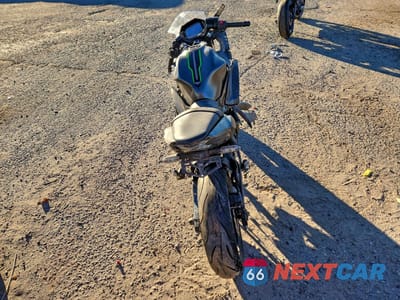 Czwarte zdjęcie samochodu z boku: 2024 KAWASAKI EX650 R VIN:ML5EXER18RDAD5653 - miniatura