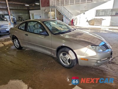 Czwarte zdjęcie samochodu z boku: 2004 PONTIAC SUNFIRE VIN:1G2JB12F947231468 - miniatura