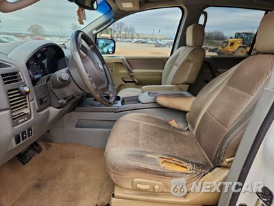 Zdjęcie 7 z 15 samochodu: 2004 NISSAN ARMADA SE VIN:5N1AA08A84N710895 - miniatura