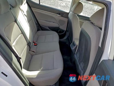 Zdjęcie 10 z 13 samochodu: 2017 HYUNDAI ELANTRA SE VIN:5NPD74LF7HH150190 - miniatura
