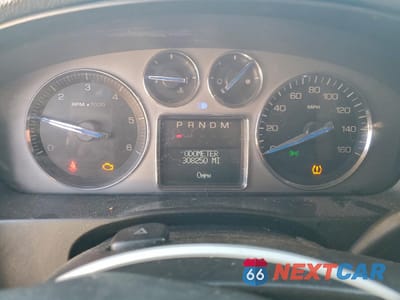 Zdjęcie 9 z 13 samochodu: 2008 CADILLAC ESCALADE LUXURY VIN:1GYFK63888R225681 - miniatura