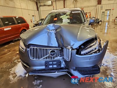 Piąte zdjęcie samochodu w środku: 2019 VOLVO XC90 T6 INSCRIPTION VIN:YV4A22PL3K1431906 - miniatura