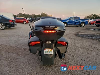 Czwarte zdjęcie samochodu z boku: 2022 CAN-AM SPYDER ROADSTER F3-T VIN:2BXREDD27NV000898 - miniatura