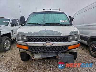 Piąte zdjęcie samochodu w środku: 2004 CHEVROLET EXPRESS UTILITY / SERVICE TRUCK VIN:1GBHG31U441183103 - miniatura