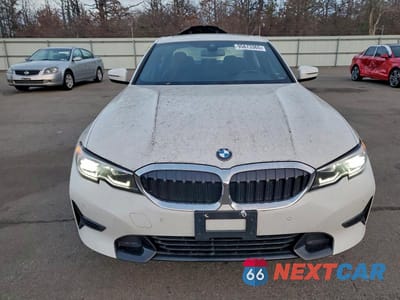 Piąte zdjęcie samochodu w środku: 2021 BMW 330XI VIN:3MW5R7J03M8C08790 - miniatura