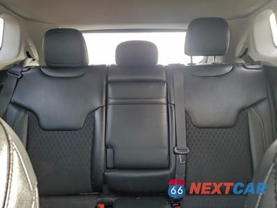 Zdjęcie 10 z 13 samochodu: 2020 JEEP COMPASS LATITUDE VIN:3C4NJDBB6LT150310 - miniatura