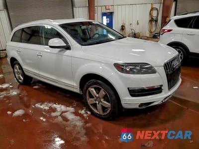 Czwarte zdjęcie samochodu z boku: 2013 AUDI Q7 PREMIUM VIN:WA1CMAFE6DD015976 - miniatura