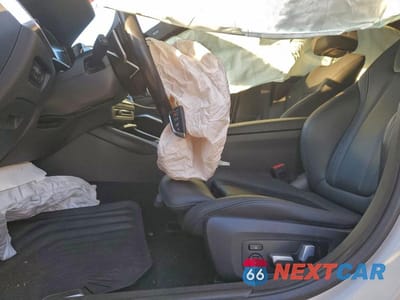 Zdjęcie 7 z 12 samochodu: 2021 BMW 330XI VIN:3MW5R7J02M8B96499 - miniatura