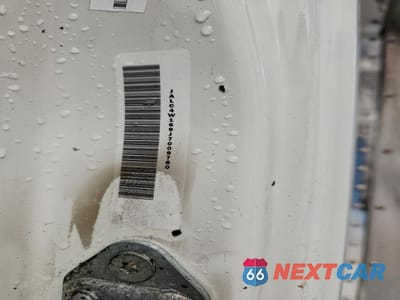 Zdjęcie 12 z 12 samochodu: 2018 ISUZU NPR BOX TRUCK VIN:JALC4W169J7009780 - miniatura