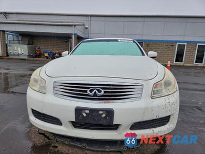 Piąte zdjęcie samochodu w środku: 2009 INFINITI G37 VIN:JNKCV61F39M355947 - miniatura