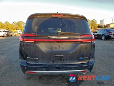 Zdjęcie 6 z 12 samochodu: 2023 CHRYSLER PACIFICA HYBRID TOURING L VIN:2C4RC1L78PR562466 - miniatura