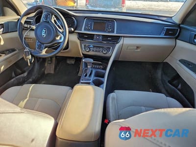 Zdjęcie 8 z 12 samochodu: 2017 KIA OPTIMA LX VIN:5XXGT4L37HG131312 - miniatura
