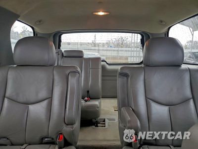 Zdjęcie 10 z 13 samochodu: 2004 CHEVROLET TAHOE K1500 VIN:1GNEK13Z54R190046 - miniatura