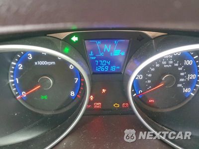 Zdjęcie 9 z 12 samochodu: 2012 HYUNDAI TUCSON GLS VIN:KM8JU3AC3CU340738 - miniatura