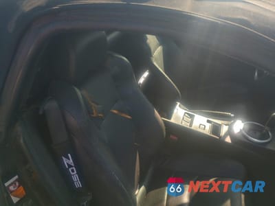Zdjęcie 6 z 10 samochodu: 2005 NISSAN 350Z ROADSTER VIN:JN1AZ36A45M753769 - miniatura