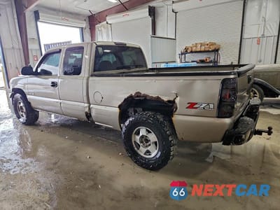 Drugie zdjęcie samochodu z przodu: 2002 CHEVROLET SILVERADO K1500 VIN:2GCEK19T921330150 - miniatura