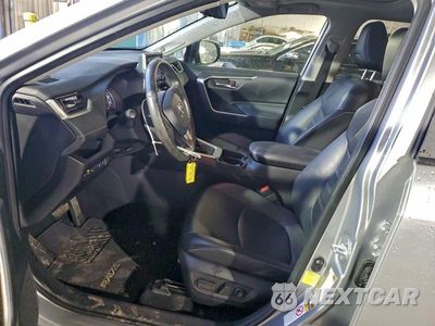 Zdjęcie 7 z 11 samochodu: 2019 TOYOTA RAV4 XLE PREMIUM VIN:JTMC1RFV9KD510974 - miniatura