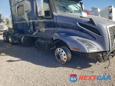 Zdjęcie 9 z 10 samochodu: 2020 VOLVO VNL SEMI TRUCK VIN:4V4NC9EH6LN260298 - miniatura