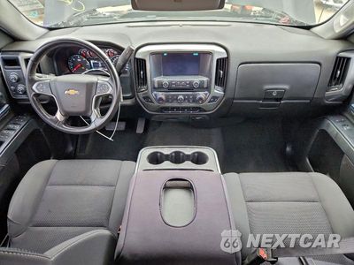 Zdjęcie 8 z 12 samochodu: 2018 CHEVROLET SILVERADO K1500 LT VIN:1GCVKREC0JZ214894 - miniatura