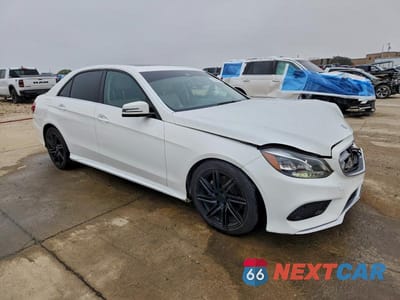 Czwarte zdjęcie samochodu z boku: 2016 MERCEDES-BENZ E 350 VIN:WDDHF5KB7GB278752 - miniatura