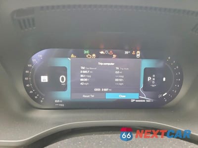 Zdjęcie 9 z 12 samochodu: 2026 VOLVO XC60 PLUS VIN:YV4M12RC1T1329681 - miniatura