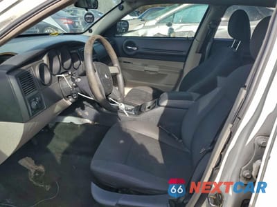 Zdjęcie 7 z 12 samochodu: 2007 DODGE MAGNUM SE VIN:2D4FV47T77H610893 - miniatura