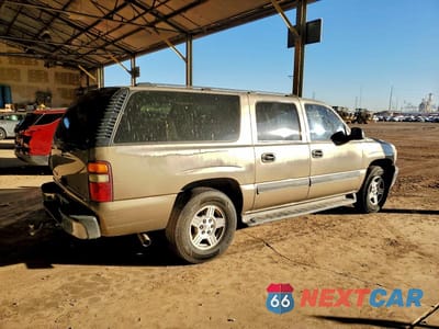 Trzecie zdjęcie samochodu z tyłu: 2003 CHEVROLET SUBURBAN C1500 VIN:1GNEC16Z63J152136 - miniatura