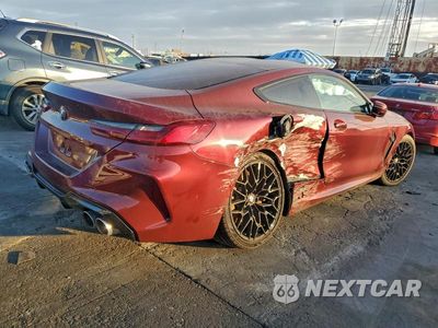 Trzecie zdjęcie samochodu z tyłu: 2022 BMW M8 VIN:WBSAE0C04NCJ11232 - miniatura