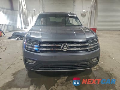Piąte zdjęcie samochodu w środku: 2020 VOLKSWAGEN ATLAS SEL PREMIUM VIN:1V2TR2CA3LC504398 - miniatura