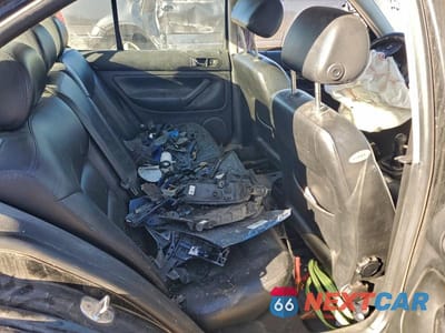 Zdjęcie 10 z 11 samochodu: 2000 VOLKSWAGEN JETTA GLS VIN:3VWSC29M9YM014289 - miniatura