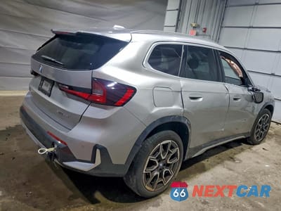 Trzecie zdjęcie samochodu z tyłu: 2025 BMW X1 XDRIVE28I VIN:WBX73EF0XS5060290 - miniatura
