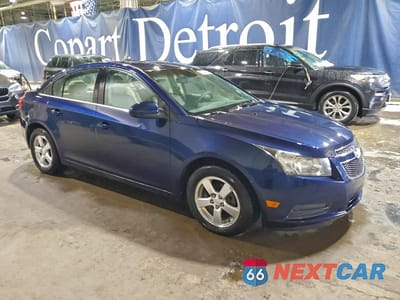 Czwarte zdjęcie samochodu z boku: 2011 CHEV CRUZE LT VIN:1G1PG5S98B7114690 - miniatura