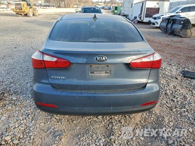 Zdjęcie 6 z 13 samochodu: 2016 KIA FORTE LX VIN:KNAFK4A68G5594782 - miniatura