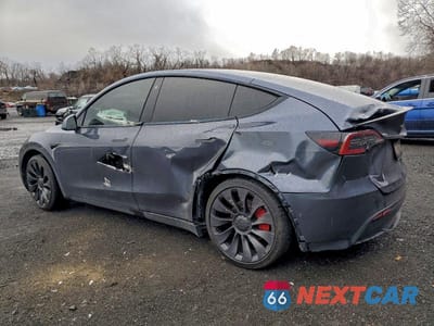 Drugie zdjęcie samochodu z przodu: 2023 TESLA MODEL Y VIN:7SAYGDEF4PF582458 - miniatura