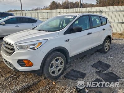 2017 FORD ESCAPE S 1FMCU0F74HUB85952 - główne zdjęcie licytacji z USA - miniatura