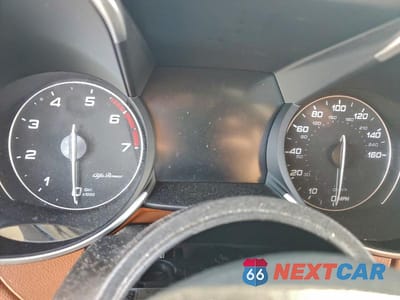 Zdjęcie 9 z 11 samochodu: 2019 ALFA ROMEO GIULIA VIN:ZARFAMANXK7599319 - miniatura